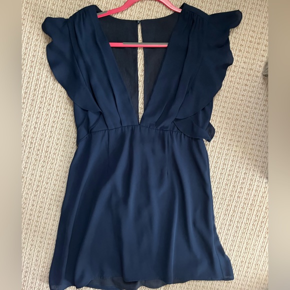 Superdown Arina Ruffle Dress - Picture 3 of 4